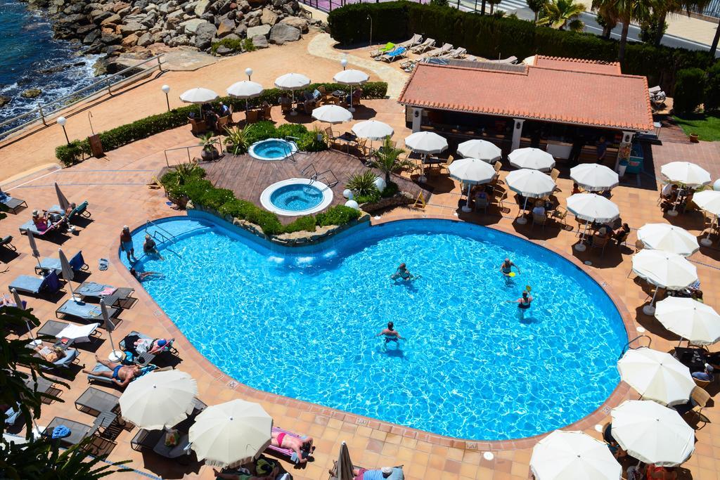 Hotel Catalonia Ses Estaques - Adults Only Santa Eulalia del Río Exterior foto
