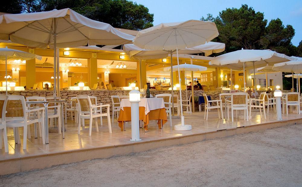 Hotel Catalonia Ses Estaques - Adults Only Santa Eulalia del Río Exterior foto