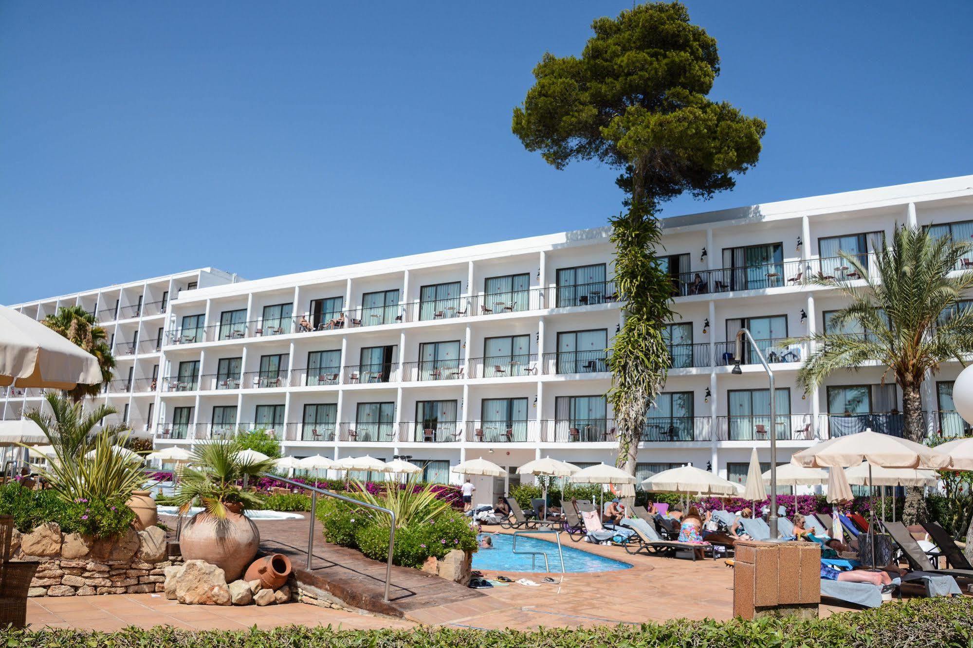Hotel Catalonia Ses Estaques - Adults Only Santa Eulalia del Río Exterior foto