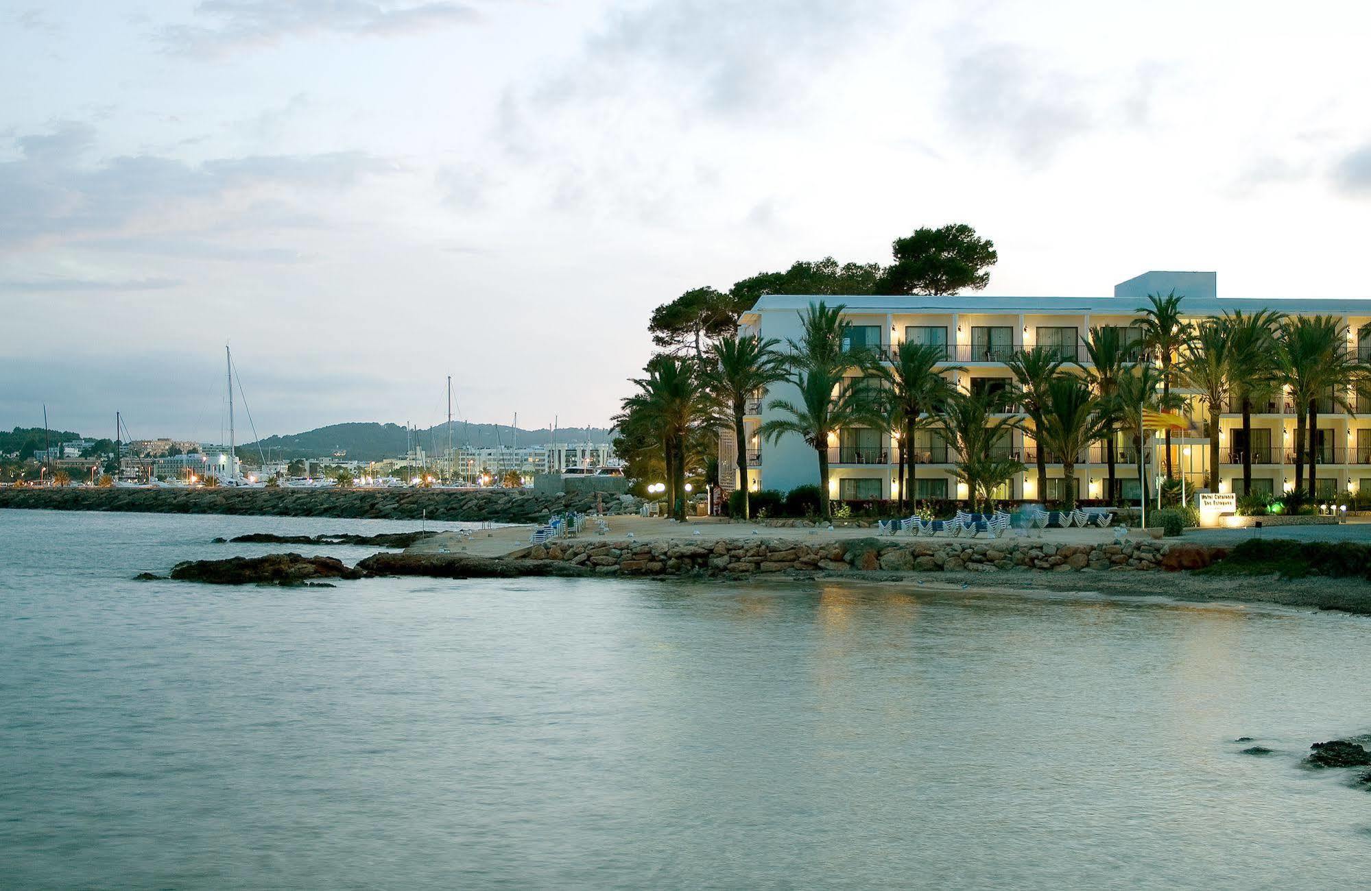 Hotel Catalonia Ses Estaques - Adults Only Santa Eulalia del Río Exterior foto